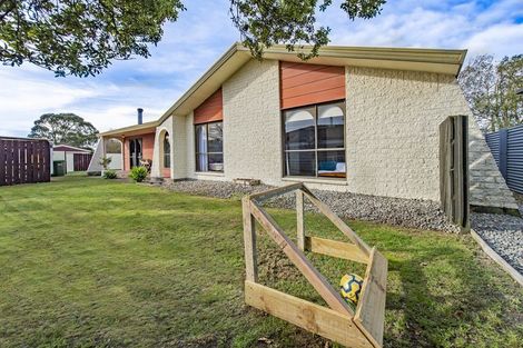 Photo of property in 15 William Street, Rolleston, 7614