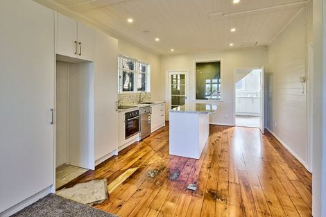 Photo of property in 46 Pembroke Road, Northland, Wellington, 6012