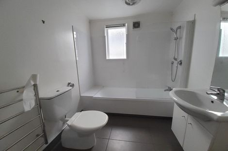 Photo of property in 221d The Terrace, Wellington Central, Wellington, 6011