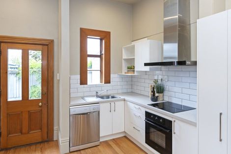 Photo of property in 32 Leitch Street, Somerfield, Christchurch, 8024