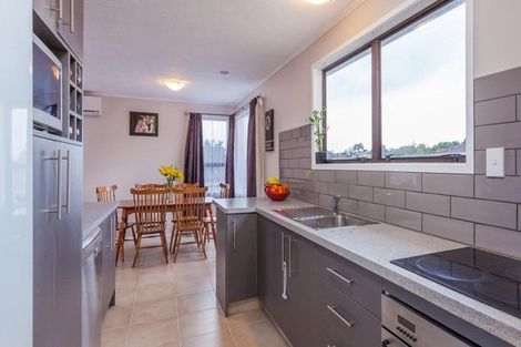 Photo of property in 152 Solar Road, Glen Eden, Auckland, 0602