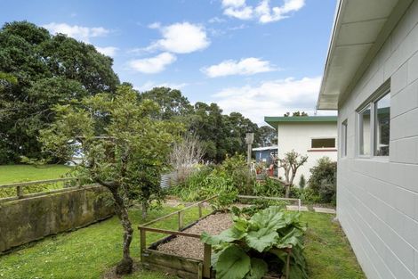 Photo of property in 10 Roretana Drive, Athenree, Katikati, 3177