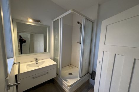 Photo of property in 14 Prince Street, Mount Victoria, Wellington, 6011