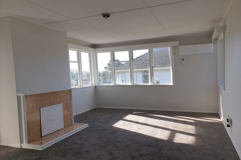 Photo of property in 5 Stevens Crescent, Ranui, Porirua, 5024