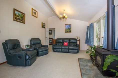 Photo of property in 100 Manganese Point Road, Tamaterau, Whangarei, 0174