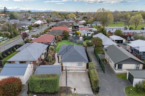 Photo of property in 43 Daniels Road, Redwood, Christchurch, 8051