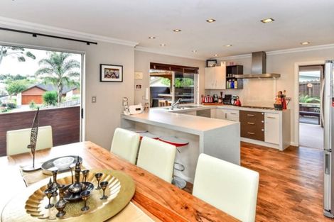 Photo of property in 20 Glenross Drive, Wattle Downs, Auckland, 2103