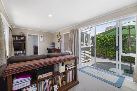 Photo of property in 41 Robertson Street, Glenholme, Rotorua, 3010