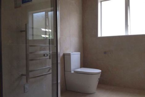 Photo of property in 2a Spencer Road, Pinehill, Auckland, 0632