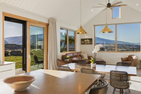 Photo of property in 112 Hall Road, Bannockburn, Cromwell, 9384