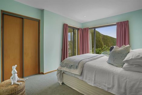 Photo of property in 262a Mount Pleasant Road, Mount Pleasant, Christchurch, 8081