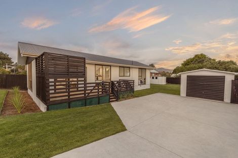 Photo of property in 12 Bromley Road, Bromley, Christchurch, 8062