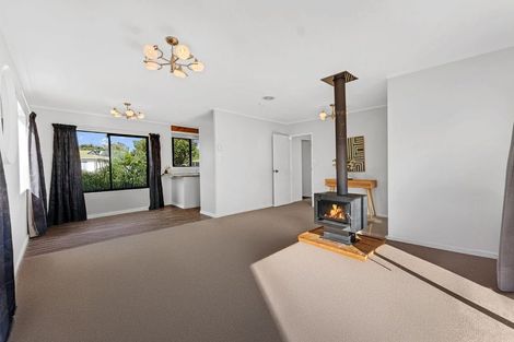 Photo of property in 20 Harbour Crest Drive, Waiuku, 2123