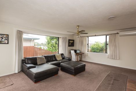Photo of property in 11 Bainton Street, Bishopdale, Christchurch, 8053