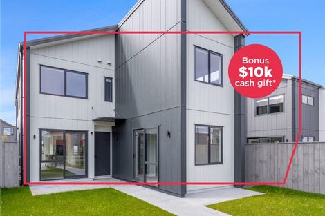 Photo of property in 30 Park Green Avenue, Rosehill, Papakura, 2113