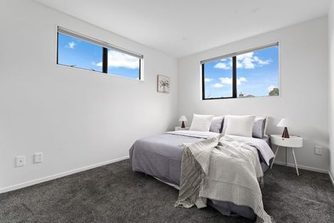 Photo of property in 22d Aorangi Place, Birkenhead, Auckland, 0626