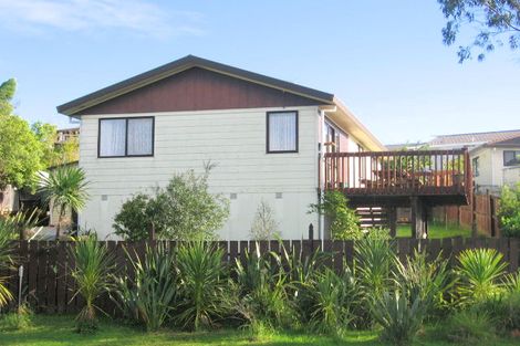Photo of property in 94 Keegan Drive, Massey, Auckland, 0614