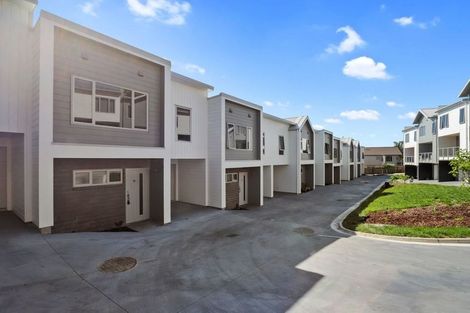 Photo of property in 16/19 Ruakiwi Road, Hamilton Lake, Hamilton, 3204