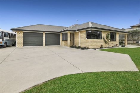 Photo of property in 8 Eliza Place, Grandview Heights, Hamilton, 3200