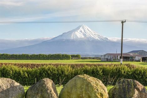 Photo of property in 182 Katene Road, Normanby, Hawera, 4675