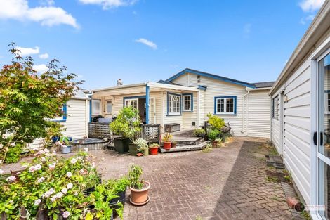 Photo of property in 31 Wainui Road, Waiwhetu, Lower Hutt, 5010