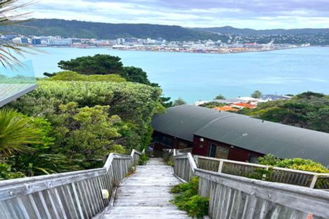 Photo of property in 14 Palliser Road, Roseneath, Wellington, 6011