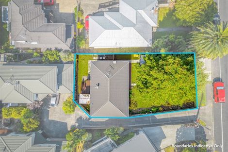 Photo of property in 138 Luckens Road, West Harbour, Auckland, 0618