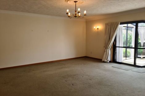 Photo of property in 252a Memorial Avenue, Burnside, Christchurch, 8053