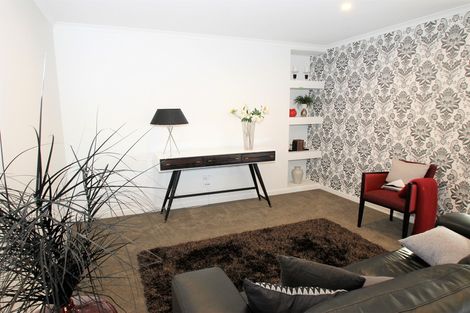 Photo of property in 60 Silverstream Drive, Mosgiel, 9024