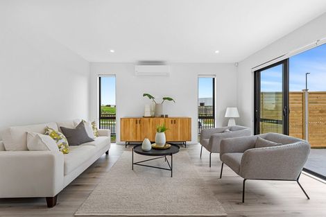 Photo of property in 44 Katikati Drive, Manurewa, Auckland, 2102