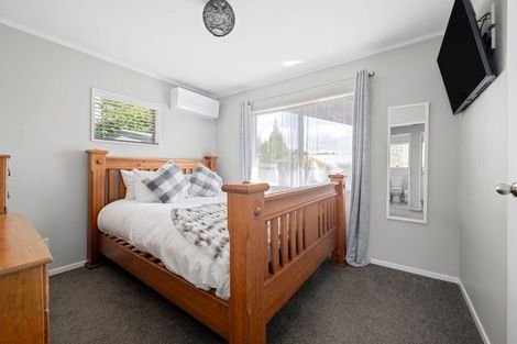 Photo of property in 8c Huia Avenue, Forest Lake, Hamilton, 3200