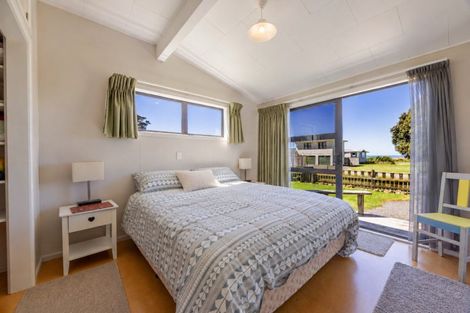 Photo of property in 3 Mchardy Place, Blackhead, Porangahau, 4284