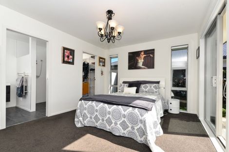Photo of property in 10 The Rocks, Flagstaff, Hamilton, 3210