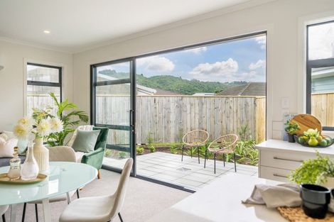 Photo of property in 8 Tarata Lane, Avalon, Lower Hutt, 5011