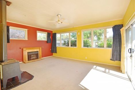 Photo of property in 42 Wyndham Street, Carterton, 5713