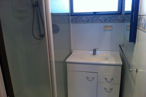 Photo of property in 10 Cascade Crescent, Westbrook, Palmerston North, 4412