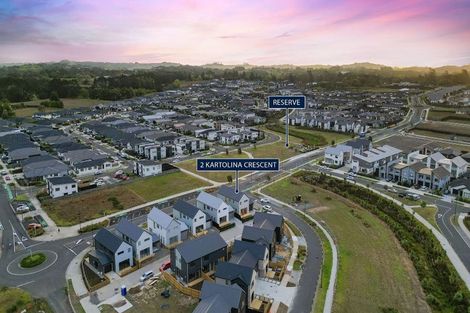 Photo of property in 77a Schoolside Road, Kumeu, 0810