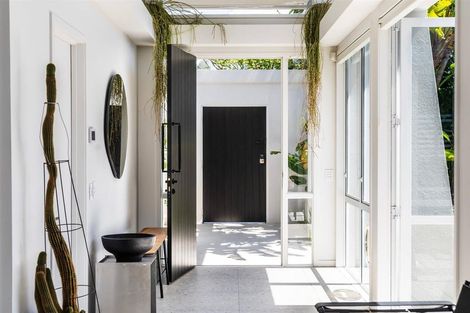 Photo of property in 1a William Street, Takapuna, Auckland, 0622