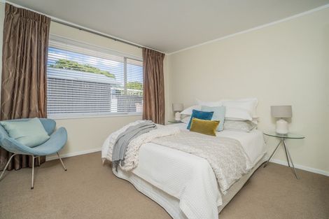Photo of property in 2/5 Huapai Street, Onehunga, Auckland, 1061