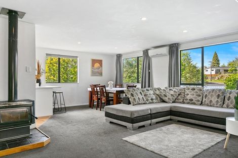 Photo of property in 88 Taharepa Road, Hilltop, Taupo, 3330