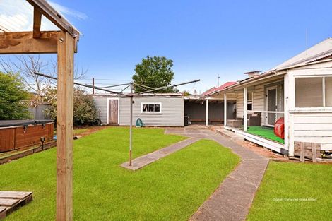Photo of property in 104 Stafford Street, Whataupoko, Gisborne, 4010