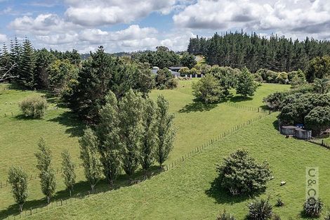 Photo of property in 371 Old North Road, Kumeu, 0892