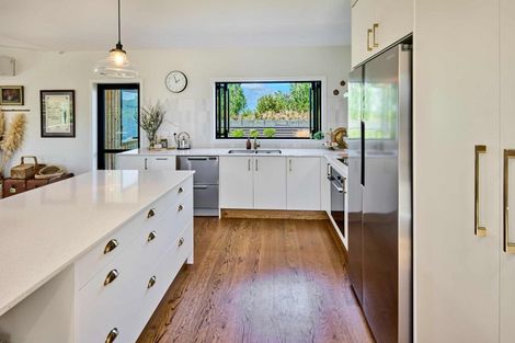 Photo of property in 2 Pukeko Lane, Carterton, 5713