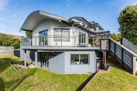 Photo of property in 13 Haunui Road, Pukerua Bay, 5026