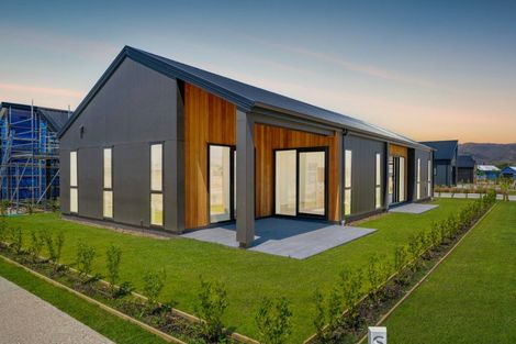 Photo of property in 1 Hadley Place, Cromwell, 9310