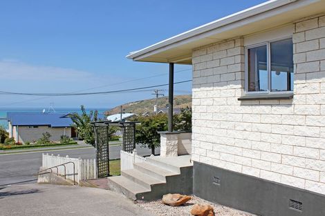 Photo of property in 36 Ure Street, South Hill, Oamaru, 9400