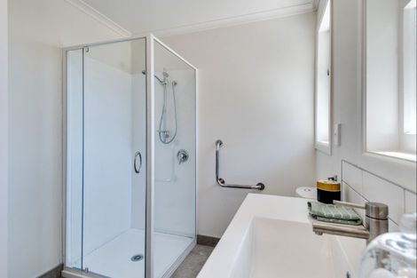 Photo of property in 21 Elliott Crescent, Havelock North, 4130