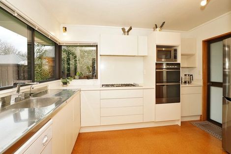 Photo of property in 12 Cooper Place, Chedworth, Hamilton, 3210