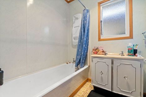 Photo of property in 129 Russell Road, Manurewa, Auckland, 2102