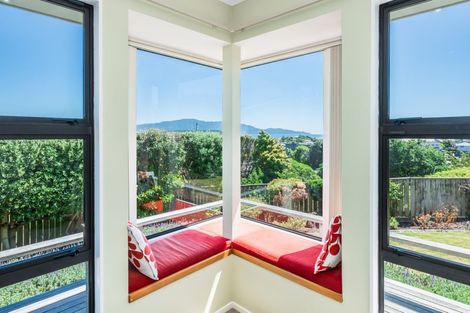 Photo of property in 46 Hicks Crescent, Waikanae Beach, Waikanae, 5036